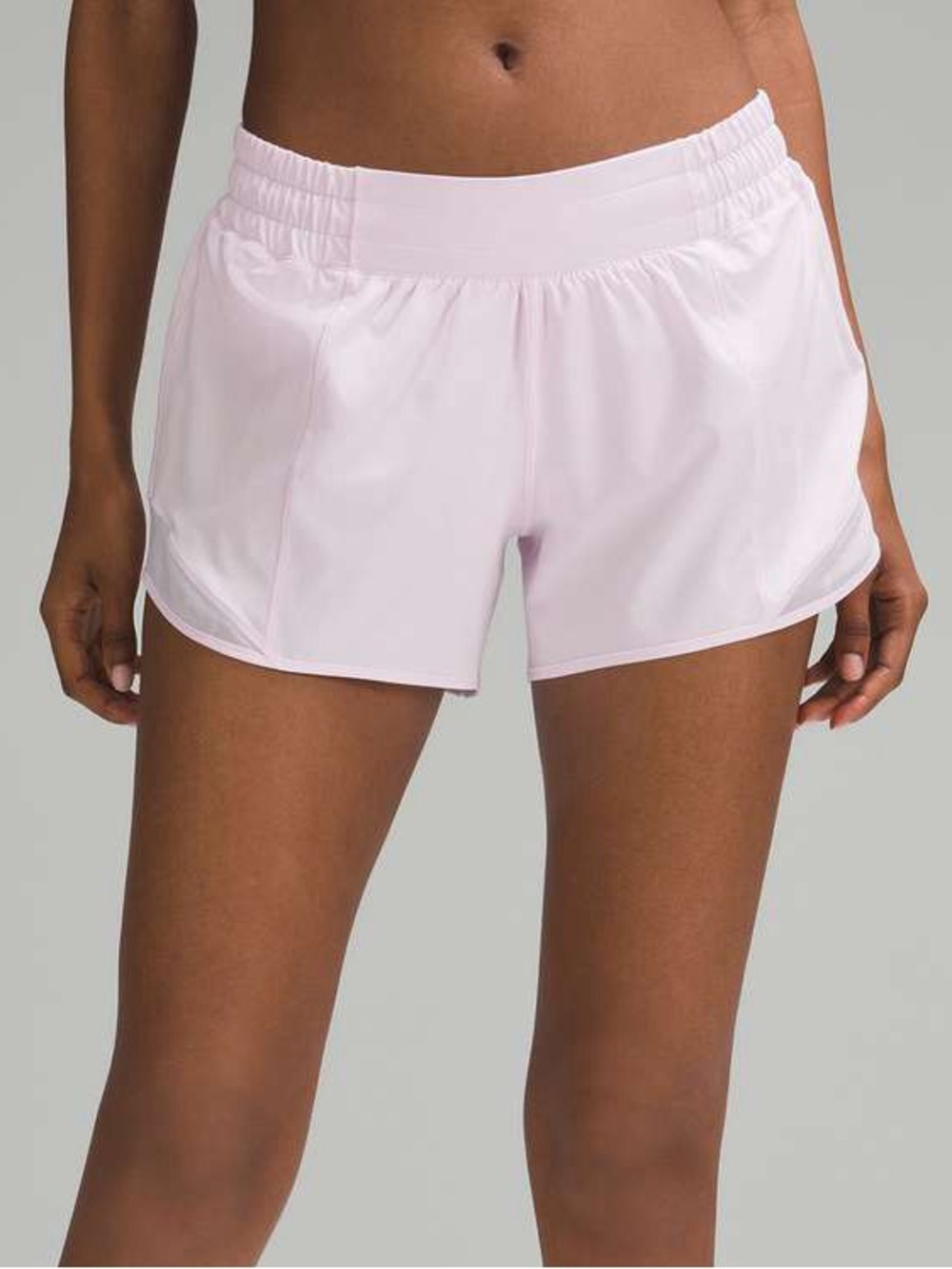 Lululemon Hotty Hot Short 2.5” High Rise - Size 6 - Meadowsweet Pink